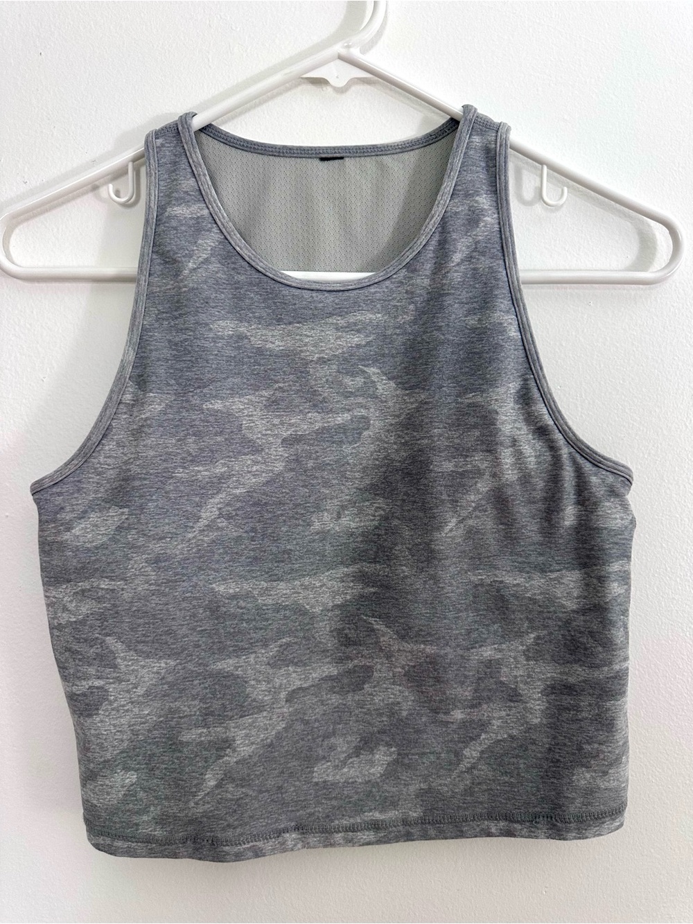 Vuori Women’s Gray Camo Tank Top - Medium- Comfortable Everyday Layer